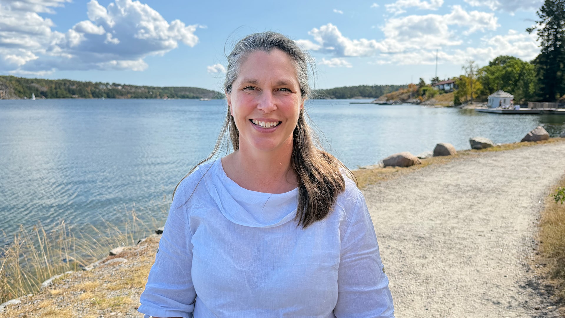 Porträtt Eva Lindell, forskare vid Mälardalens universitet.